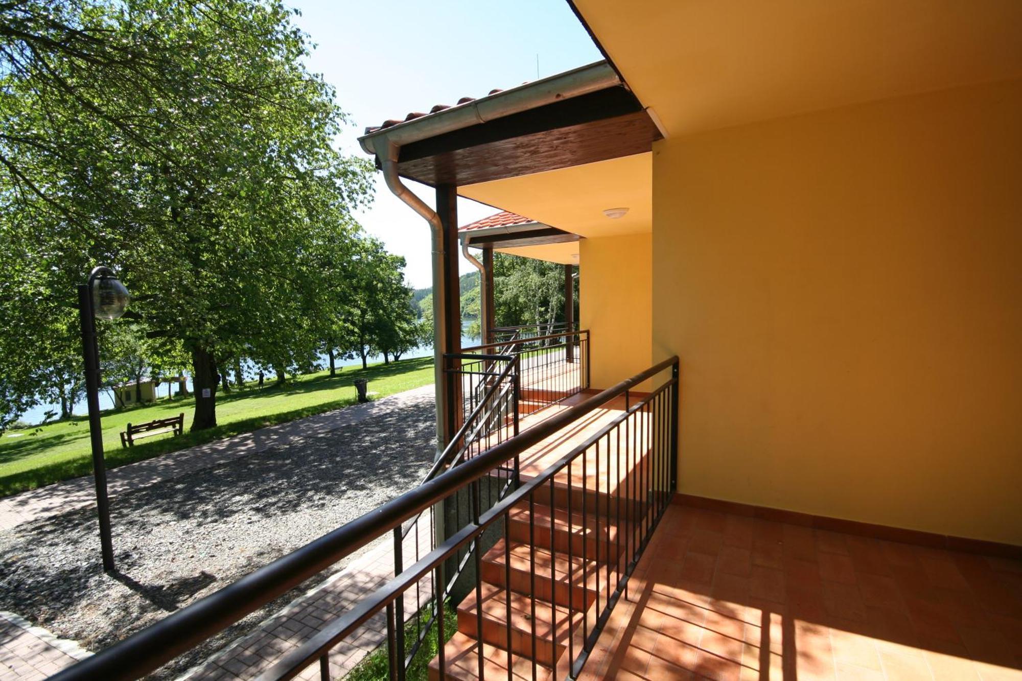 Resort Beach Nová Živohošť Křečovice Esterno foto